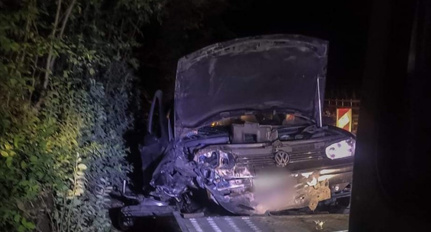 Wypadek w Międzybrodziu Bialskim. Kierowca zbiegł