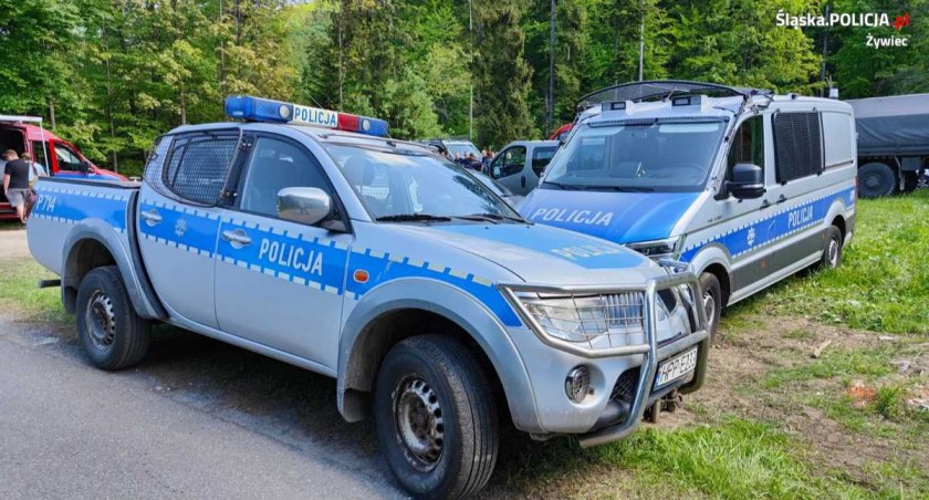 Nielegalnie przekroczyli granicę. Zostali zatrzymani po pościgu
