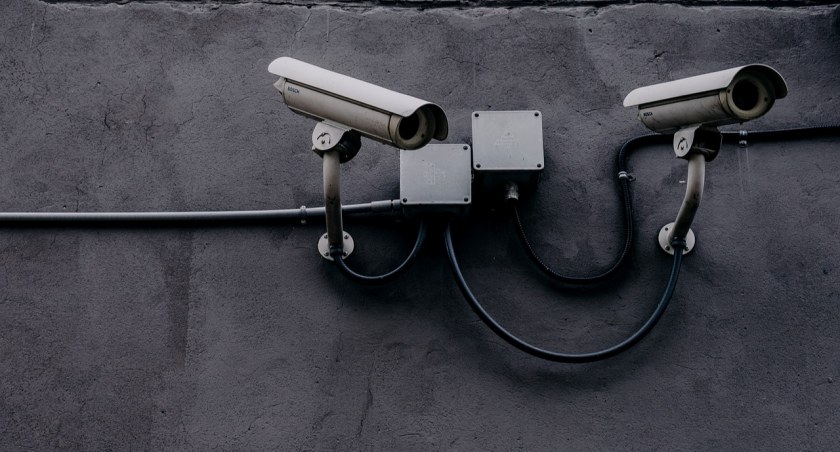 Operator monitoringu wypatrzył pijanego kierowce