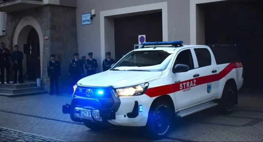 Nowy samochód ratowniczy HILUX 