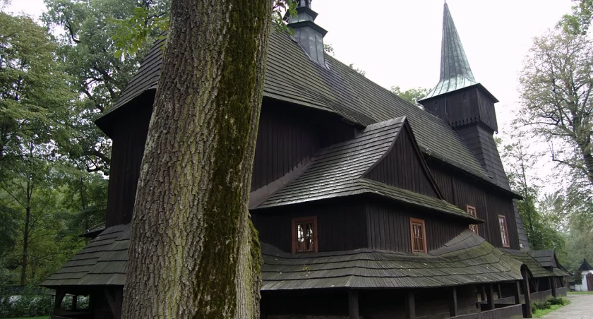 Historia Kościoła Św Apostoł w Gilowicach 