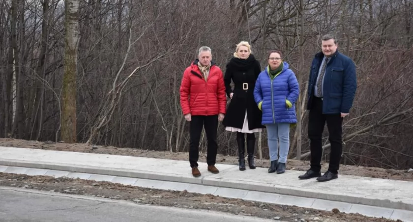 Pierwszy etap zabezpieczania osuwiska w Przybędzy zakończony