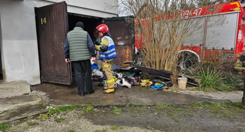Pożar garażu w Pietrzykowicach