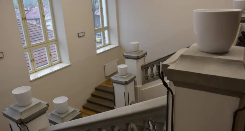Dobiega końca renowacja wnętrz I LO im. Mikołaja Kopernika w Żywcu 