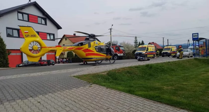 Wypadek z udziałem dwóch motocyklistów w Kocierzu Moszczanickim