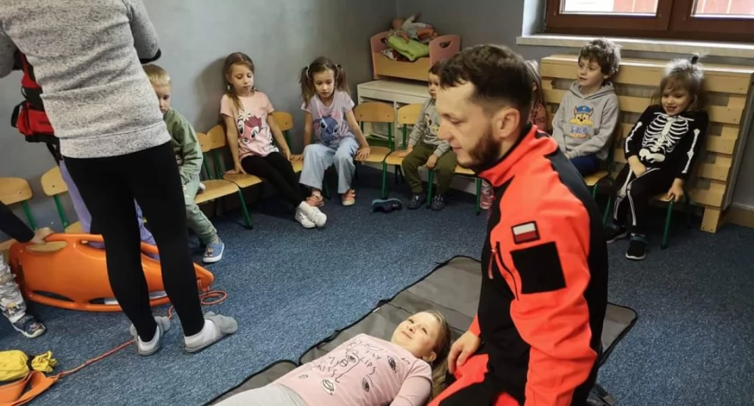 Wodnego Pogotowie Ratunkowe z wizytą u przedszkolaków