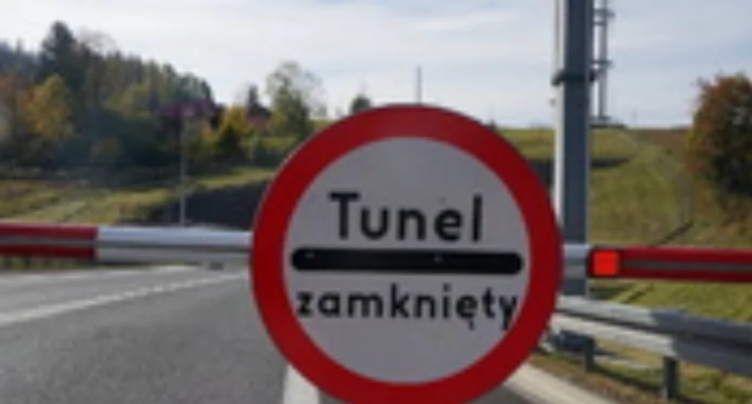 Tunel w ciągu drogi D3 na Słowacji zamknięty 