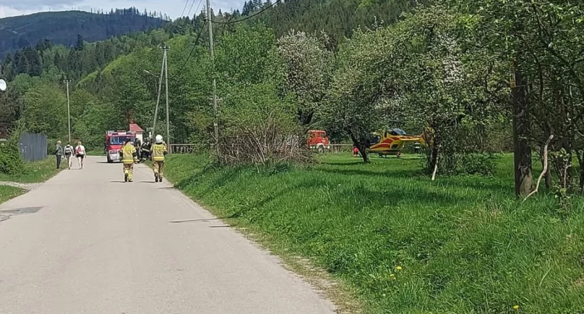 Szybka Reakcja Służb Ratunkowych: Medyczne Zdarzenie w Rajczy