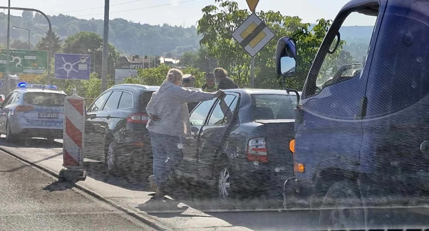 PILNE wypadek na moście Widzyka