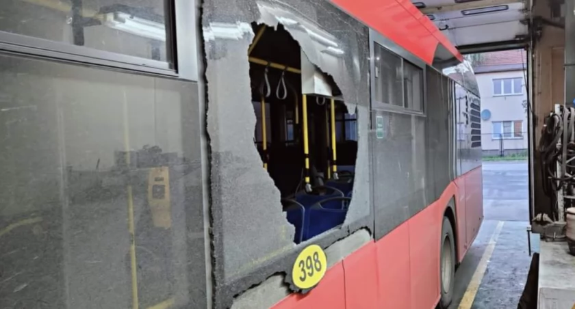 Ktoś ostrzelał autobus miejski w naszym mieście