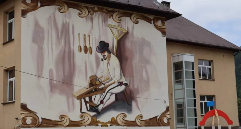 Nowy mural w Koszarawie