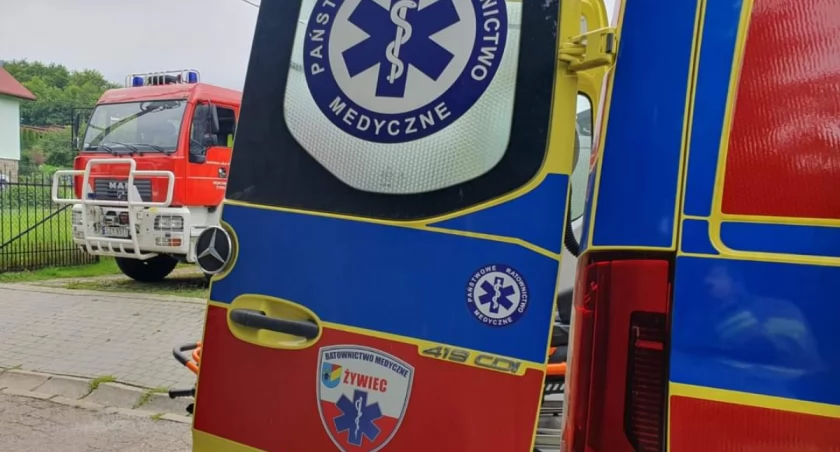  Interwencja Straży Pożarnej: Ratunek Starszej Osoby w Mieszkaniu
