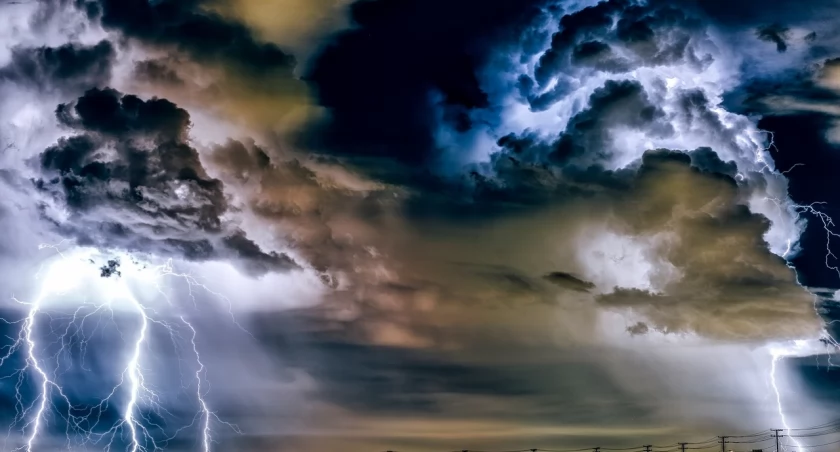Ostrzeżenie meteorologiczne: Burze – stopień 1, prawdopodobieństwo 70%