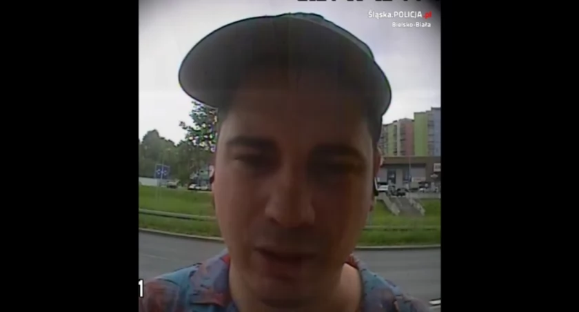 Poszukiwani świadkowie zniszczenia mienia na ul. Andersa w Bielsku-Białej