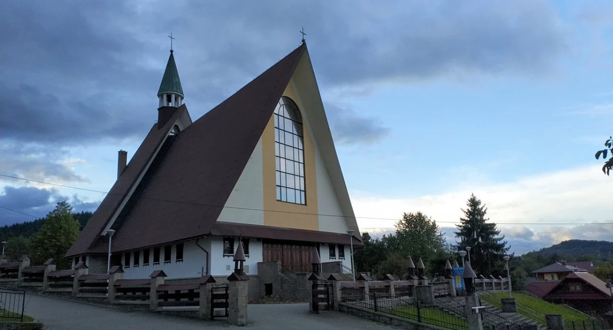 Historia Pewli Ślemieńskiej: Powstanie i Rozwój