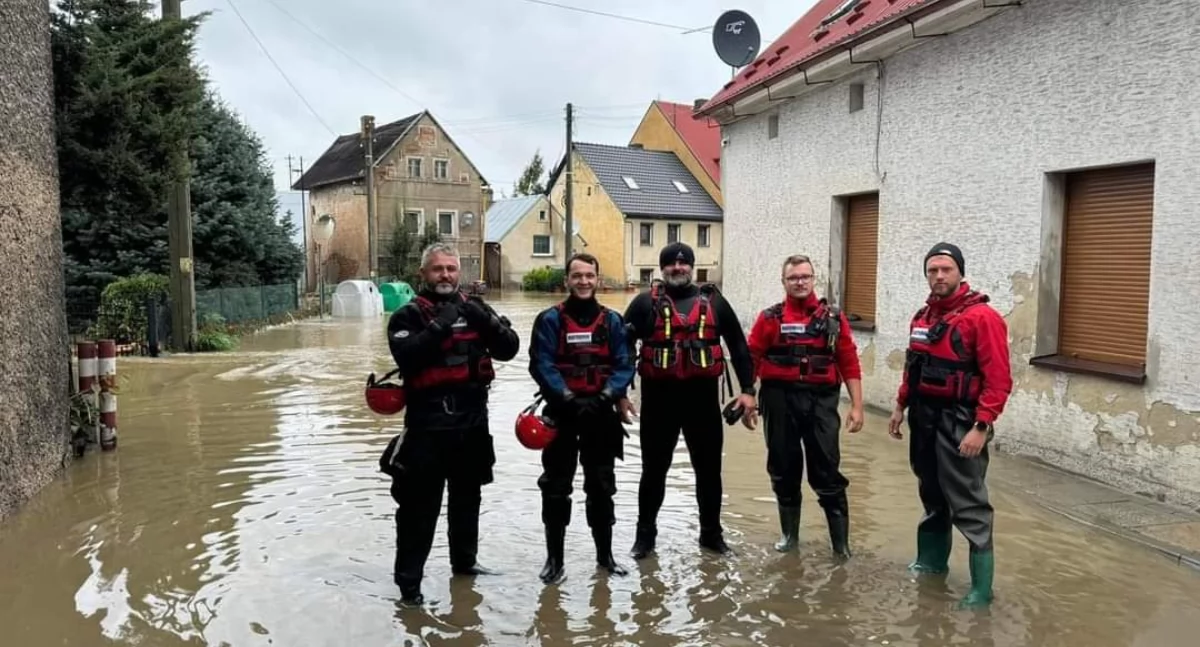 Ratownicy Wodnego Pogotowia Ratunkowego Oddział Żywiec: Bohaterowie w Akcji na Dolnym Śląsku!