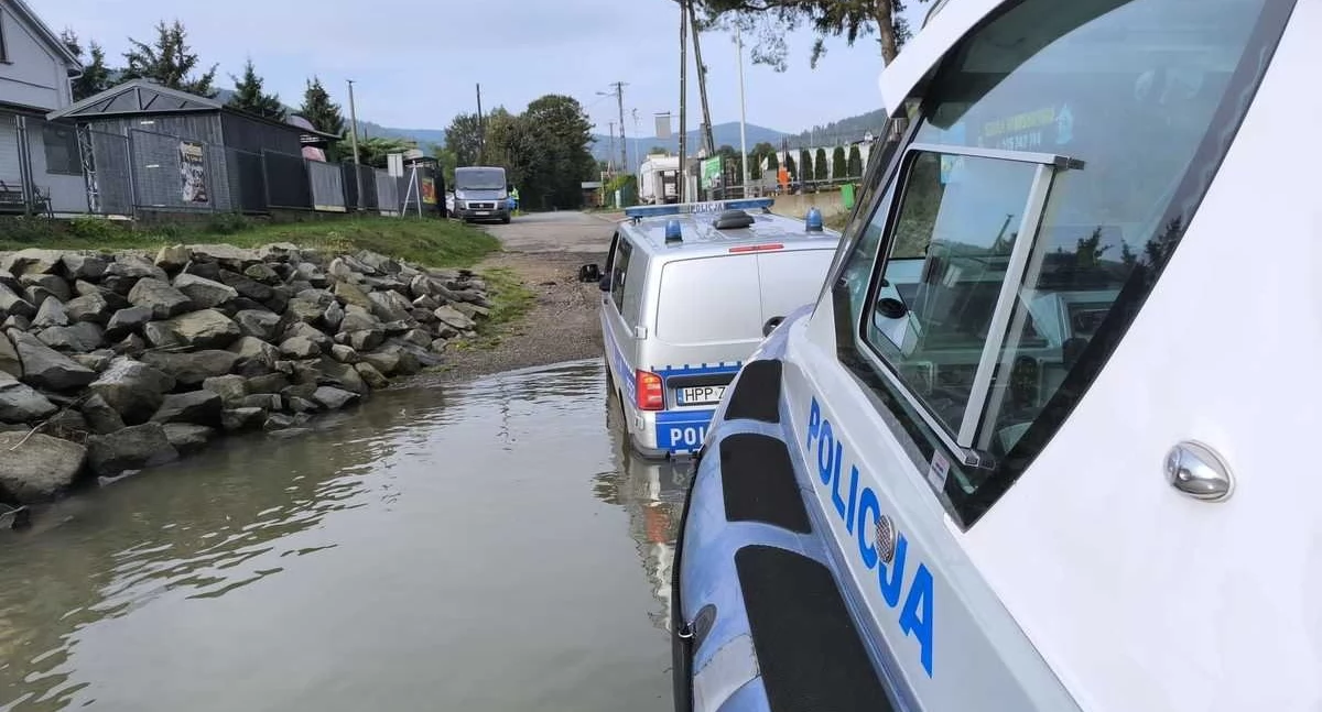 Sezonowe ogniwa wodne policji zakończyły służbę na jeziorach powiatu żywieckiego