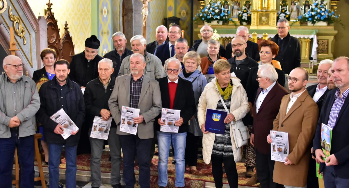 Konkurs rzeźbiarski: Patroni naszych kościołów. Wśród nagrodzonych są osoby z naszego powiatu.