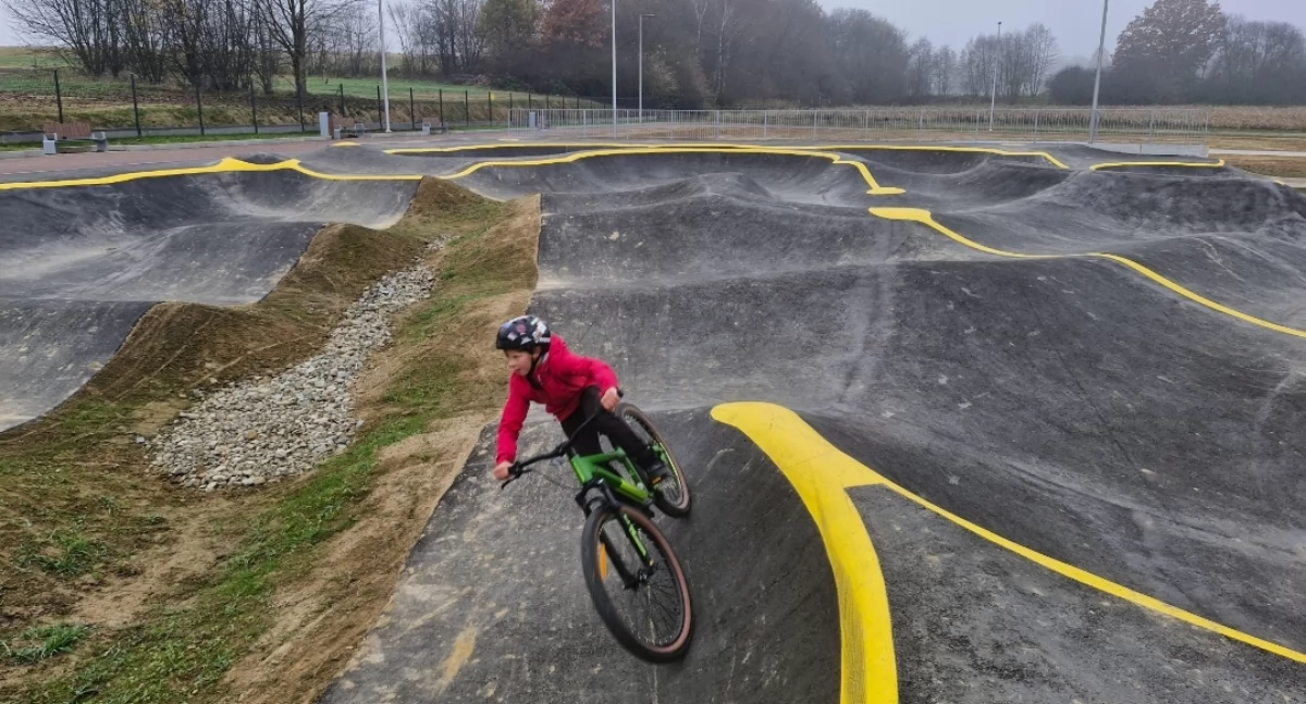 Pumptrack w Łodygowicach otwarty dla mieszkańców!