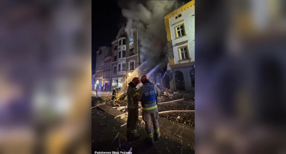 Pożar i zawalenie budynku w Cieszynie – trwają działania ratunkowe