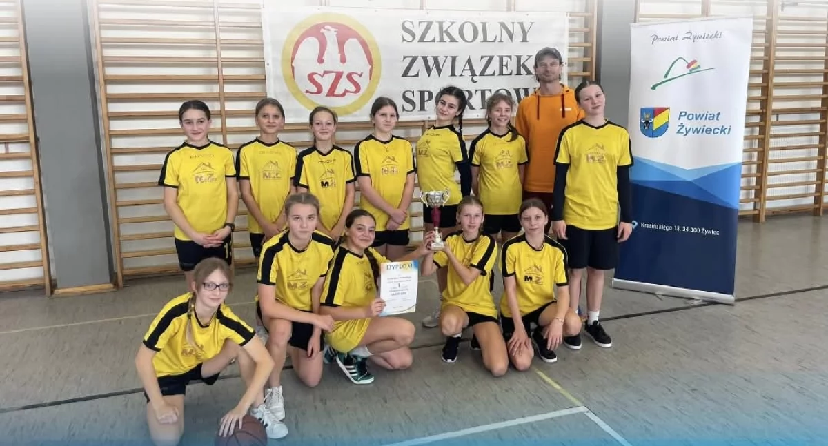 ZSP Lipowa mistrzem powiatu żywieckiego w koszykówce dziewcząt!