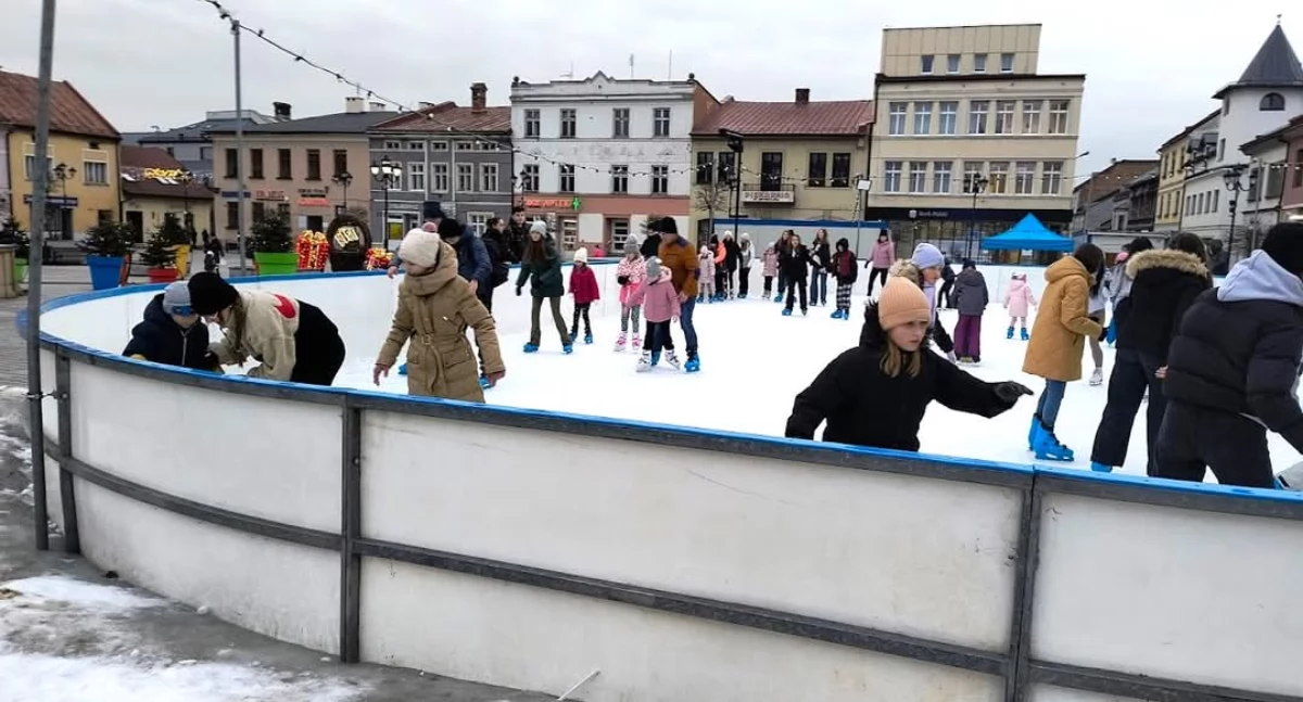 Zmiany w funkcjonowaniu miejskiego lodowiska z powodu pogody