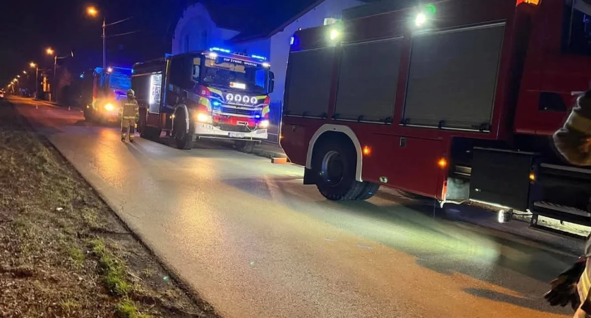 Pożar budynku w Żywcu – strażacy w akcji. Aktualizacja