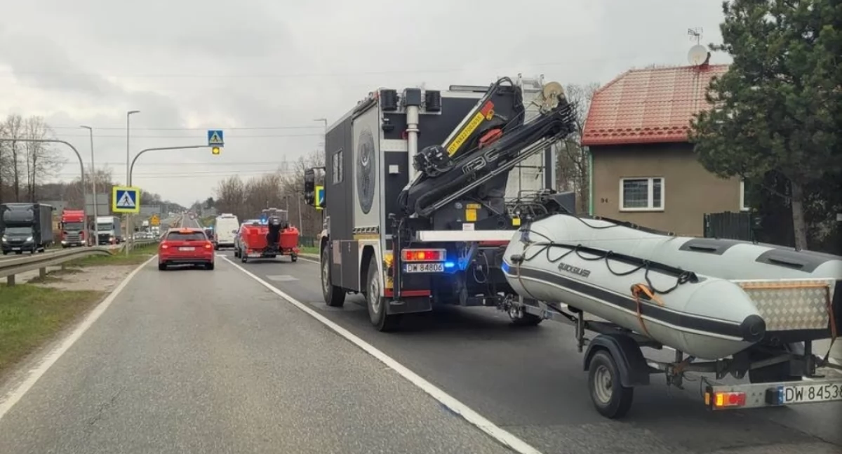 Trwają poszukiwania Karoliny Wróbel – służby apelują o pomoc