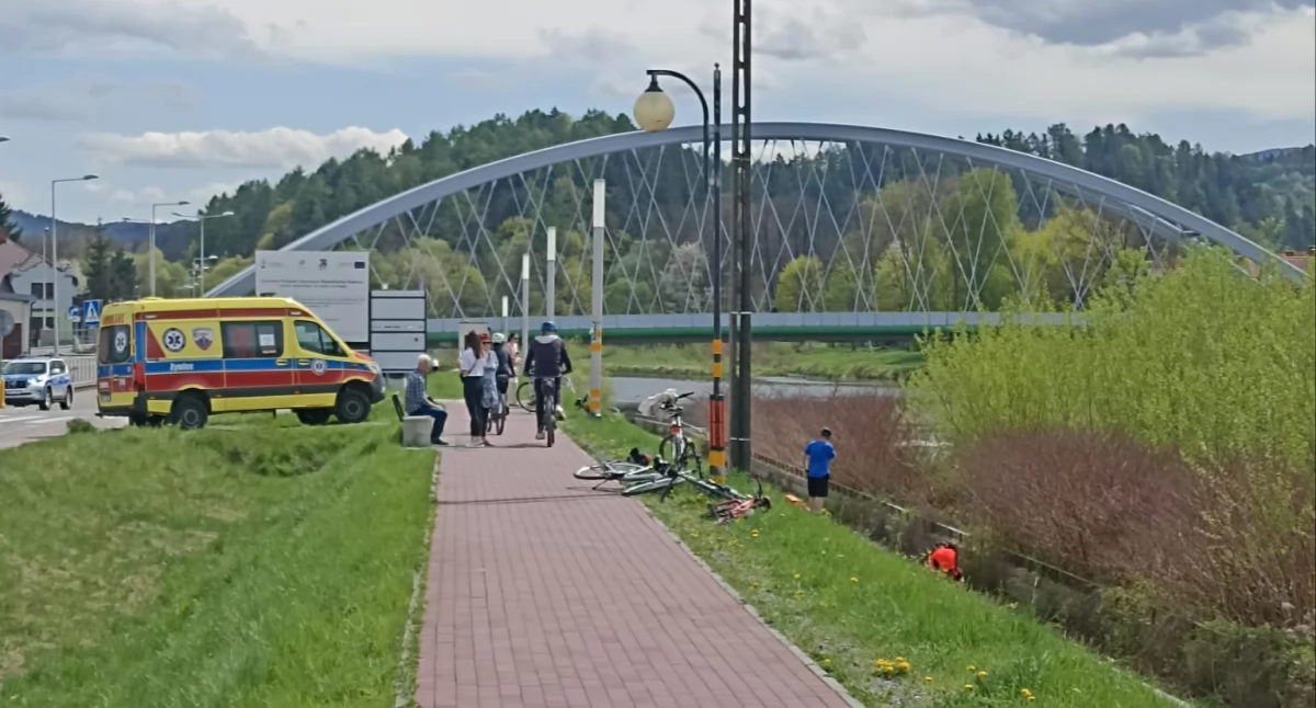 Wypadek na ścieżce rowerowej w pobliżu Tesco