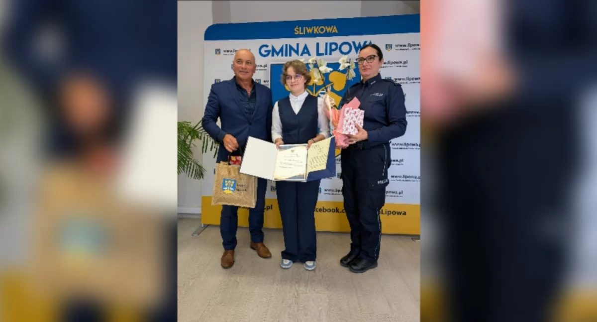 Lipowa, 29 kwietnia 2025 r.  Gratulacje i podziękowania za obywatelską postawę - Zuzanna Bysko uhonorowana  przez władze gminy i policję