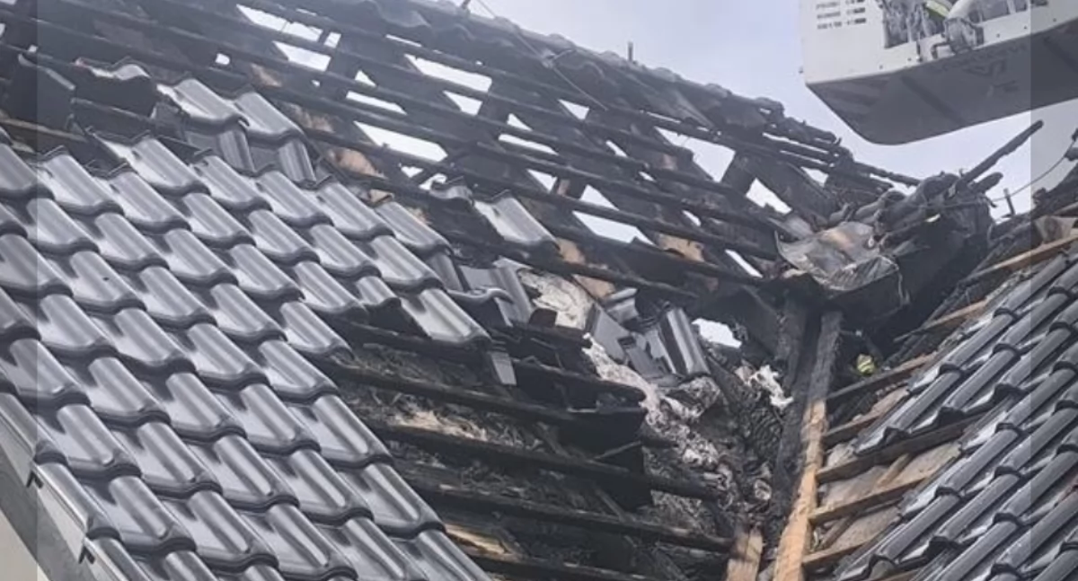 Tragedia w Kaniowie – pożar zniszczył dom, rodzina potrzebuje pomocy