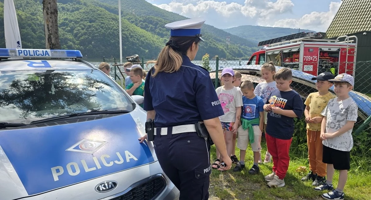 Edukacyjne spotkanie nad Jeziorem Międzybrodzkim – bezpieczeństwo i dobra zabawa!
