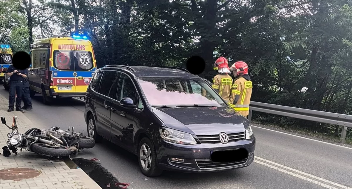  Wypadek drogowy w Czernichowie – dwie osoby poszkodowane