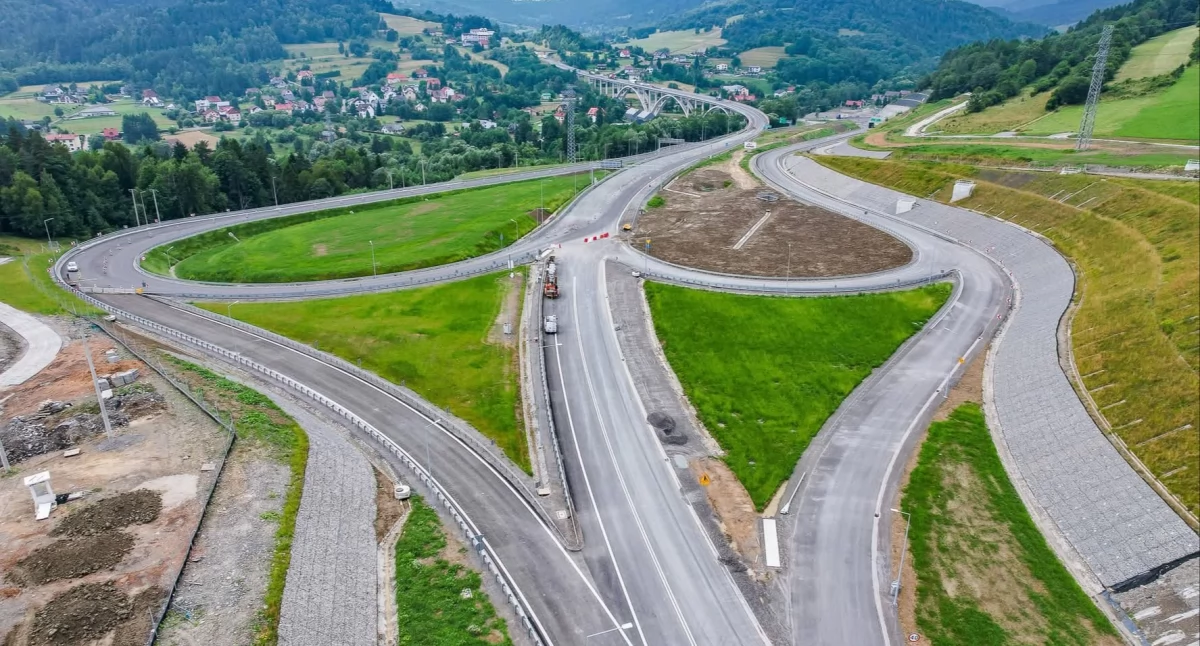 Nowe odcinki S1 coraz bliżej – kierowcy pojadą szybciej i bezpieczniej