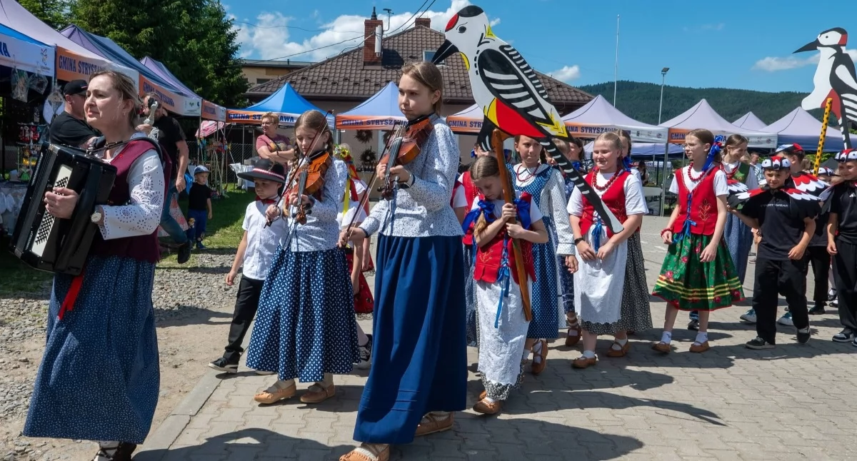 Stryszawa znów pachniała drewnem i tradycją. 29. Święto Zabawki Ludowej za nami