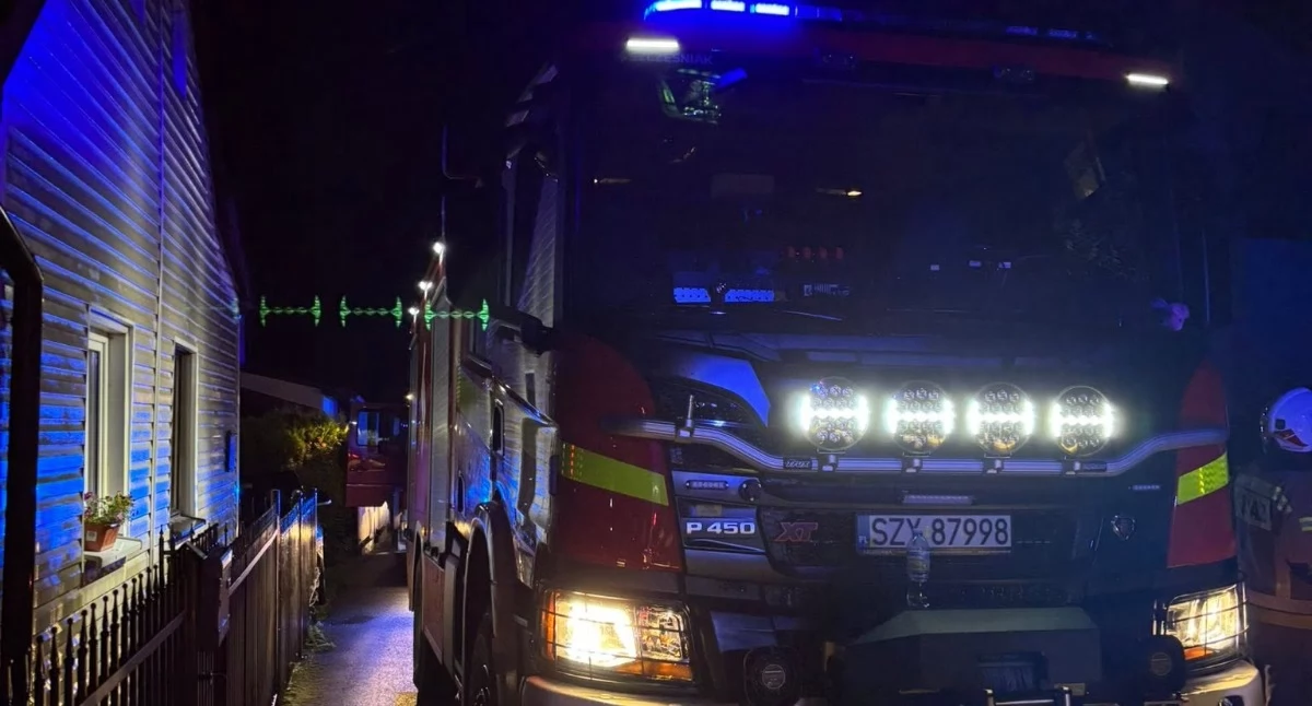 Pożar budynku mieszkalnego w Międzybrodziu Żywieckim na ulicy Strażackiej
