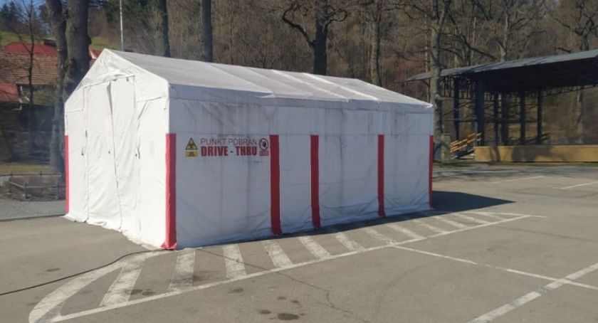 Mobilny Punkt Pobrań Wymazów w Żywcu zmienił swoją lokalizację