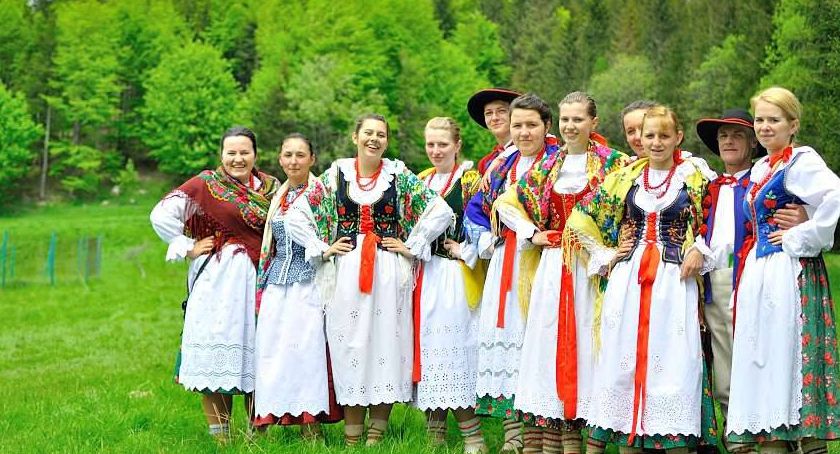 Strój Górali Żywieckich - konkurs plastyczny, gdzie liczy się współpraca