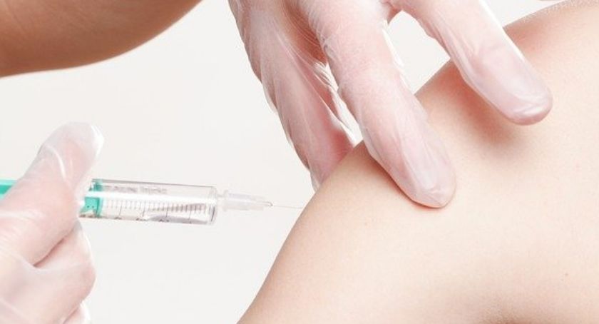 W sobotę #SzczepimySię​ na żywieckim Rynku szczepionką Johnson & Johnson