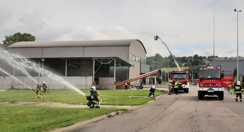 Pożar na terenie Miejskiego Przedsiębiorstwa Wodociągów i Kanalizacji w Żywcu 