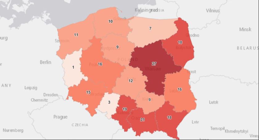 Zakażenia rozkładają się prawie równomiernie 