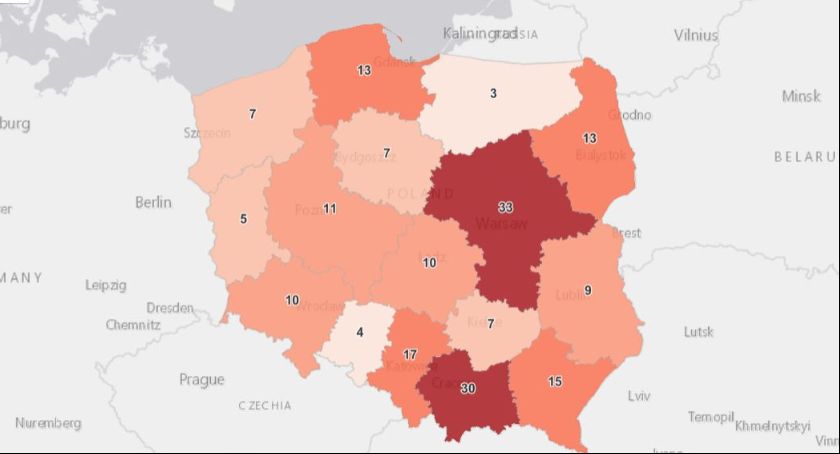 Pandemia znowu przybiera na sile 
