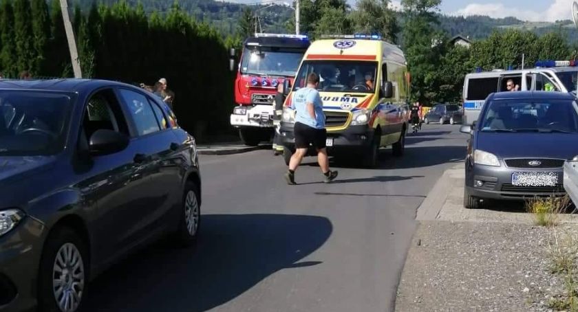 Potrącenie dziecka w Świnnej. Wezwano śmigłowiec LPR