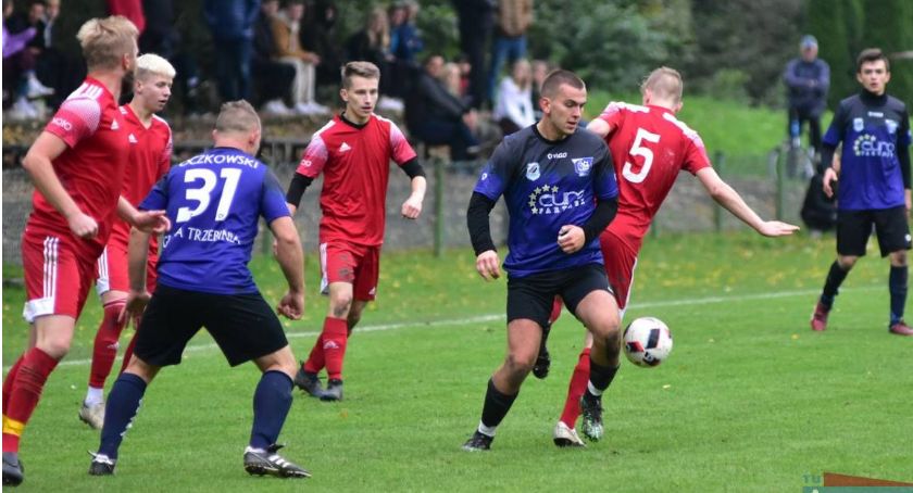 Derby na szczycie żywieckiej B klasy