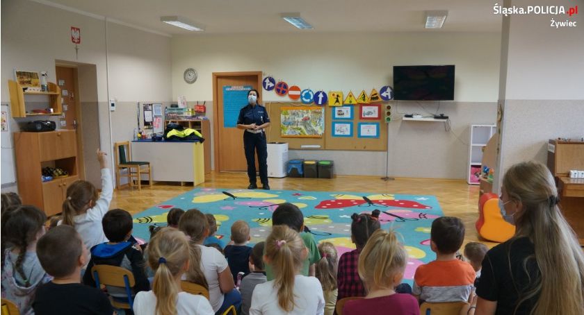 Bezpieczny przedszkolak - akcja żywieckiej policji.