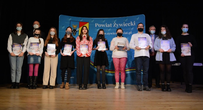 Laureaci konkursów o tematyce świątecznej odebrali nagrody!