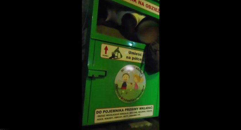 Poszukiwany za kradzież z włamaniem ukrył się ... w kontenerze na odzież używaną (wideo)