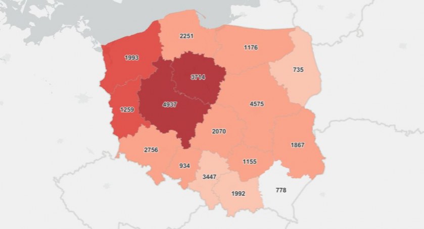 Dobowa ilość zakażeń spada w szybkim tempie 