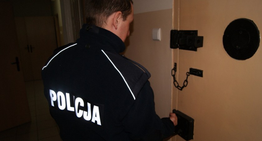 Poszukiwany dwoma listami gończym trafił do aresztu