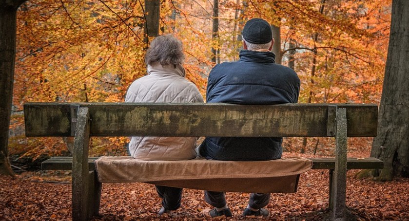 GUS wyliczył, jak długo pożyjemy. ZUS policzy, jaką emeryturę dostaniemy